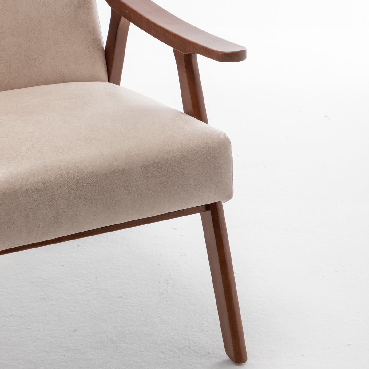 Oakwood Accent Armchair – Beige Linen