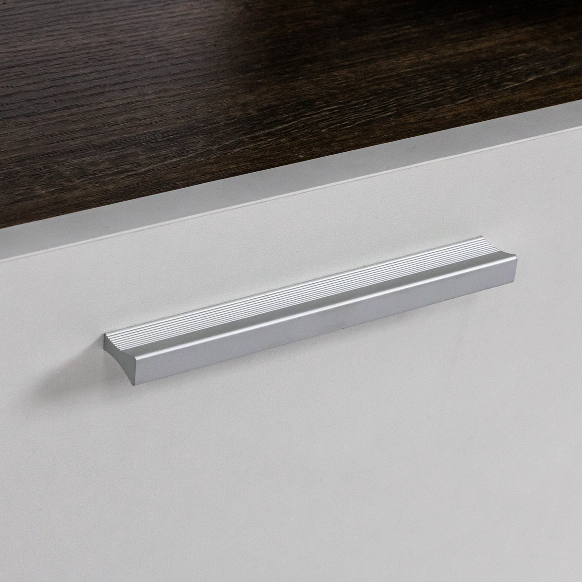 Modern TV Console with Glass Shelf – Quick Assembly
