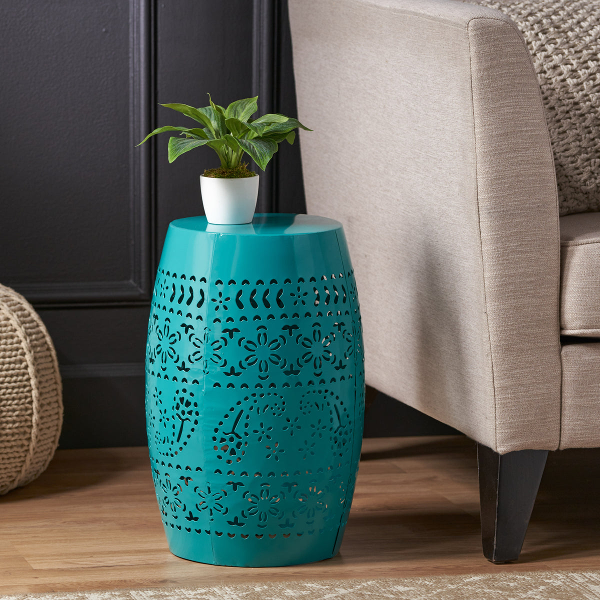 Ruby Accent Side Table – Teak Finish