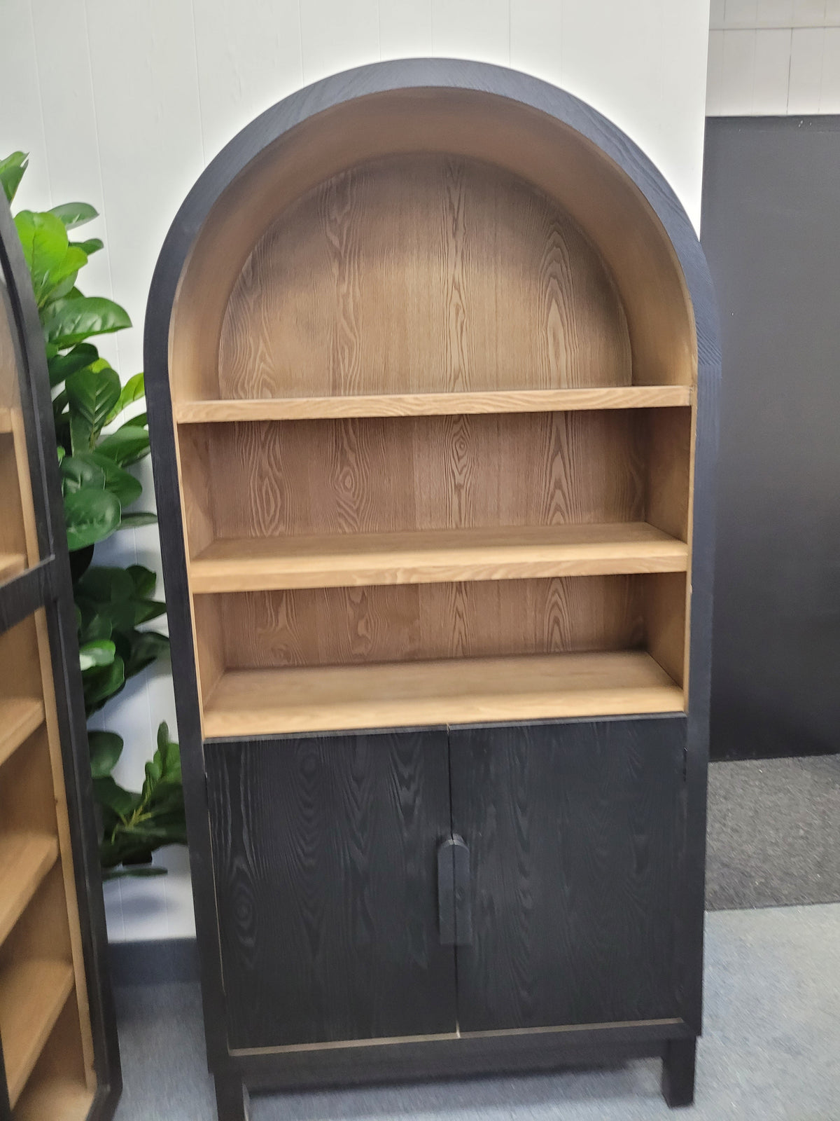 Arco Luxe Arch Cabinet, Black Finish
