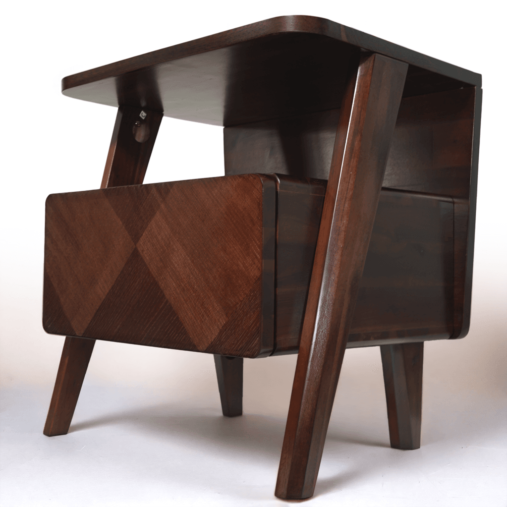 Rum Nightstand with drawer