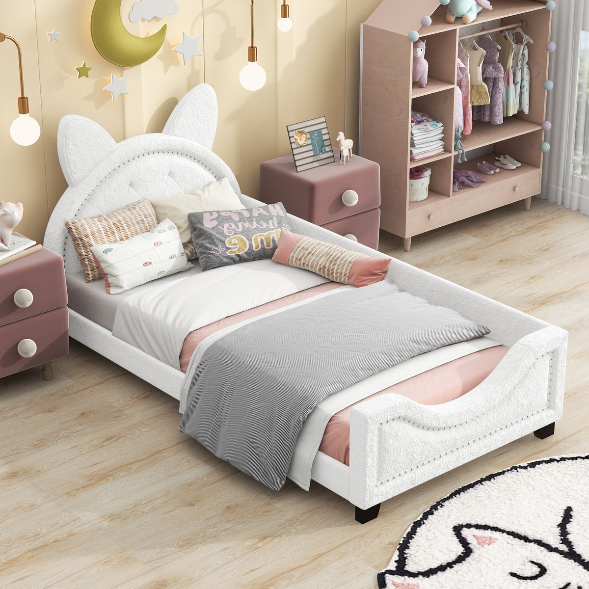 Teddy Fleece Daybed with Carton Headboard White