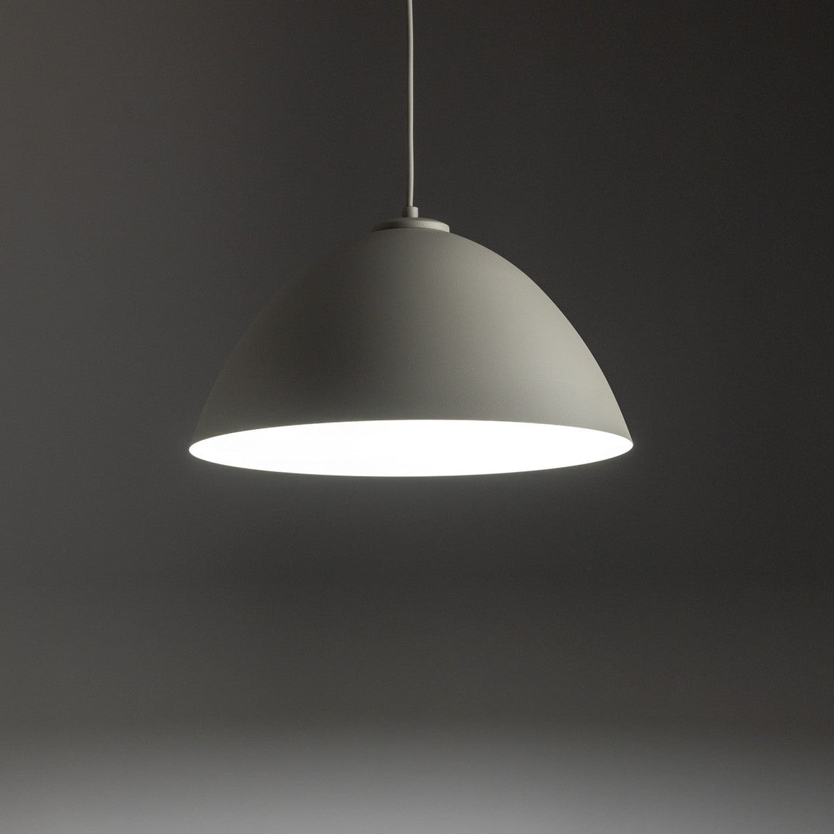 FARO Mid-Century Modern Pendant Light L