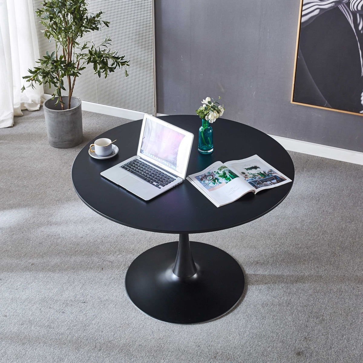 Black Tulip Dining Table with Round MDF Top