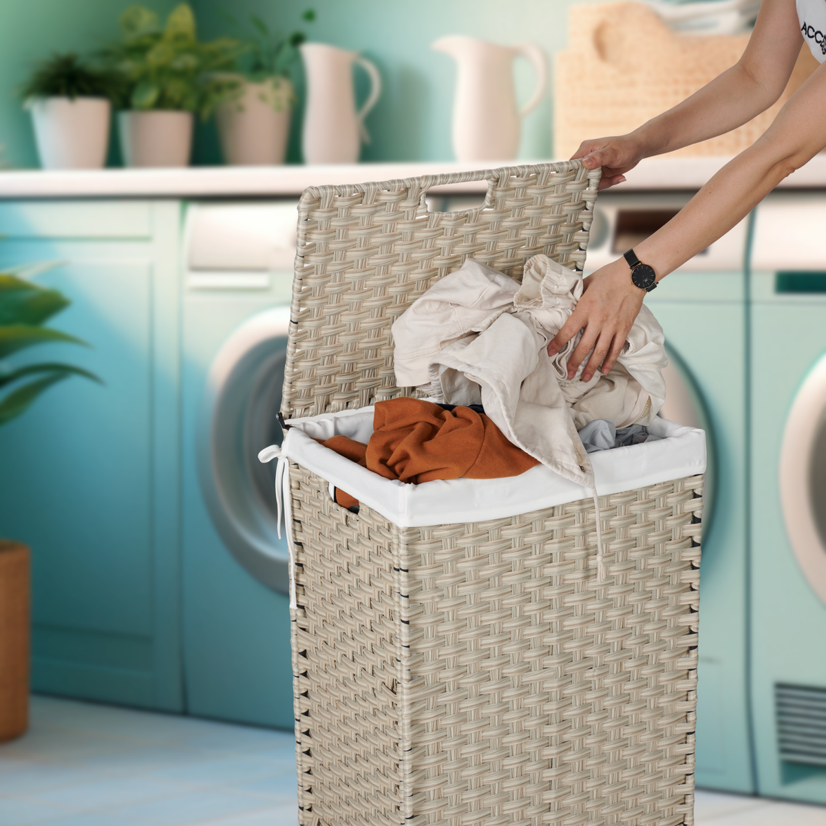 Light Grey Laundry Hamper with Lid and Wheels