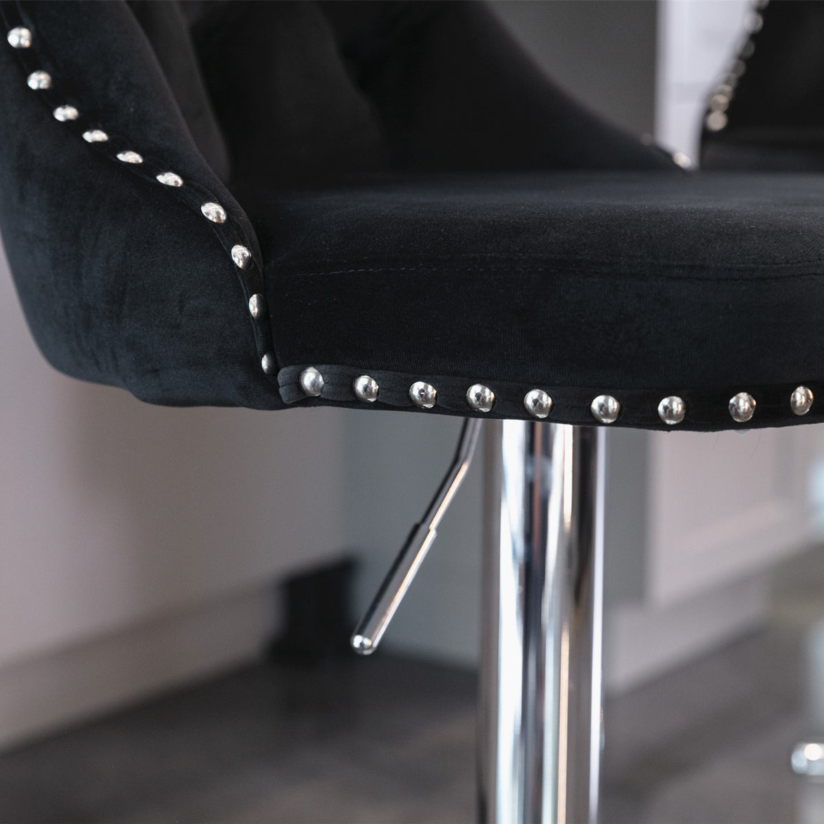 Modern Chrome Bar Stool Set (2 pcs) – Black