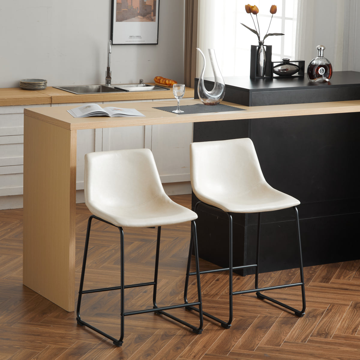 Retro Leather Bar Stool Set (2 pcs) – Cream & Black