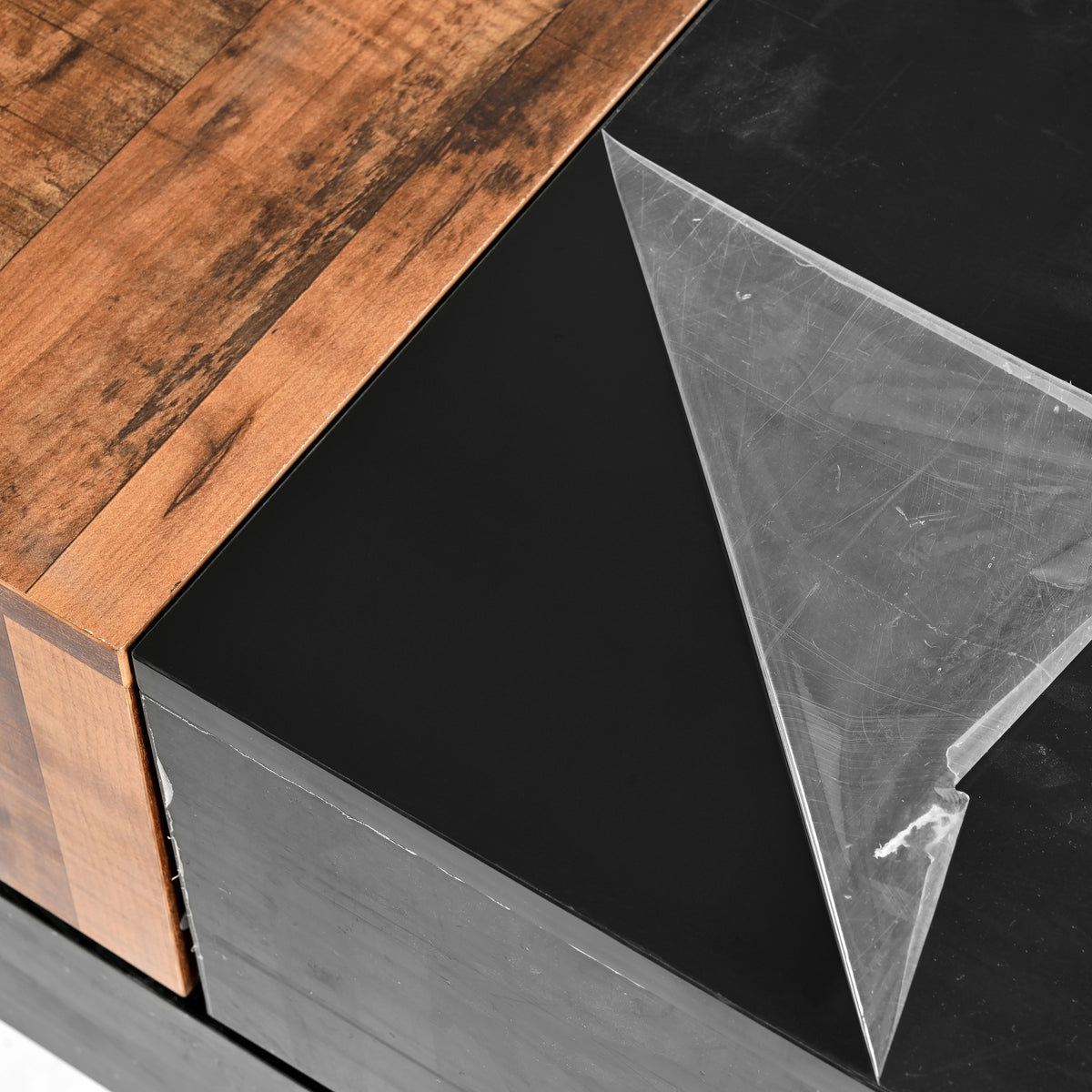On-Trans Gloss Coffee Table with LED Base