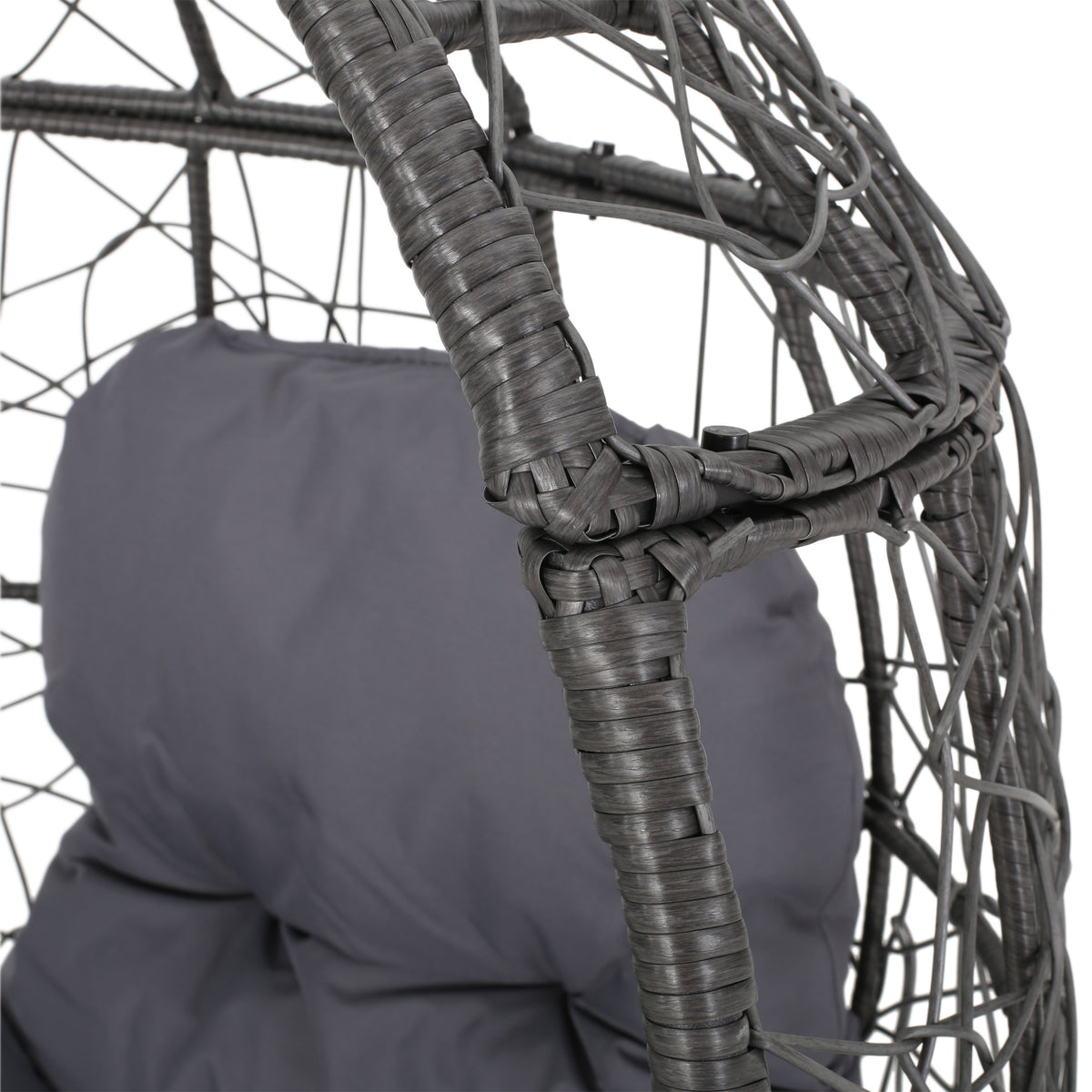 Gianni Teardrop Outdoor Dining Chair – PE Rattan & Iron with Cushion