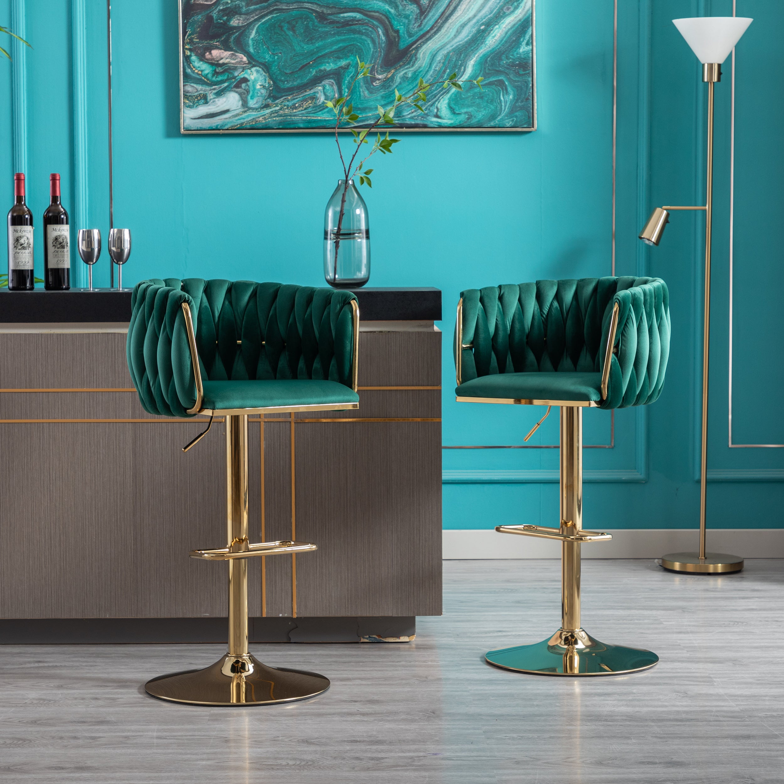 Selected Variant Image