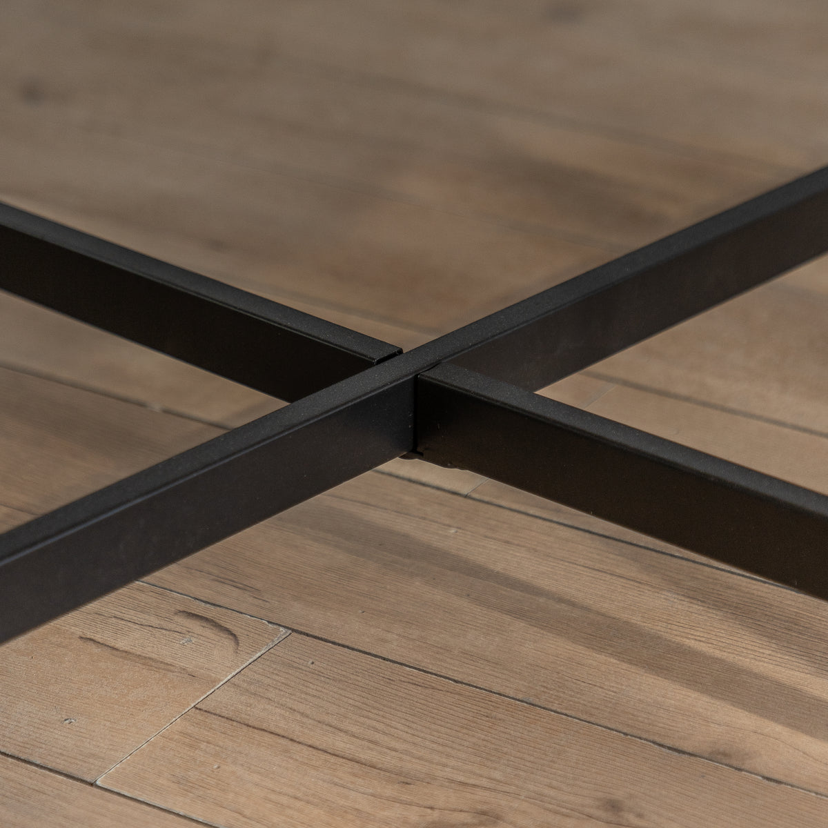 Thread Pattern Round Coffee Table Bronze