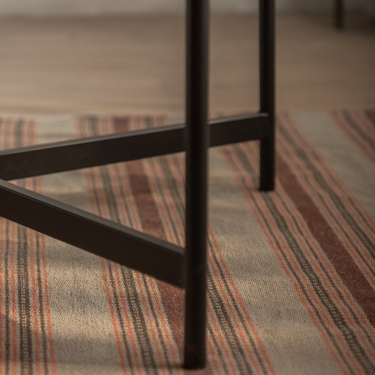 Thread Pattern Round Coffee Table Bronze