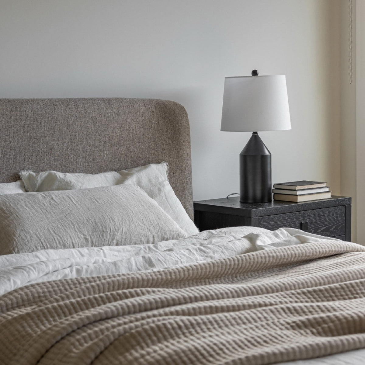 Faye Queen Bed With Curved Headboard - Perfect Taupe