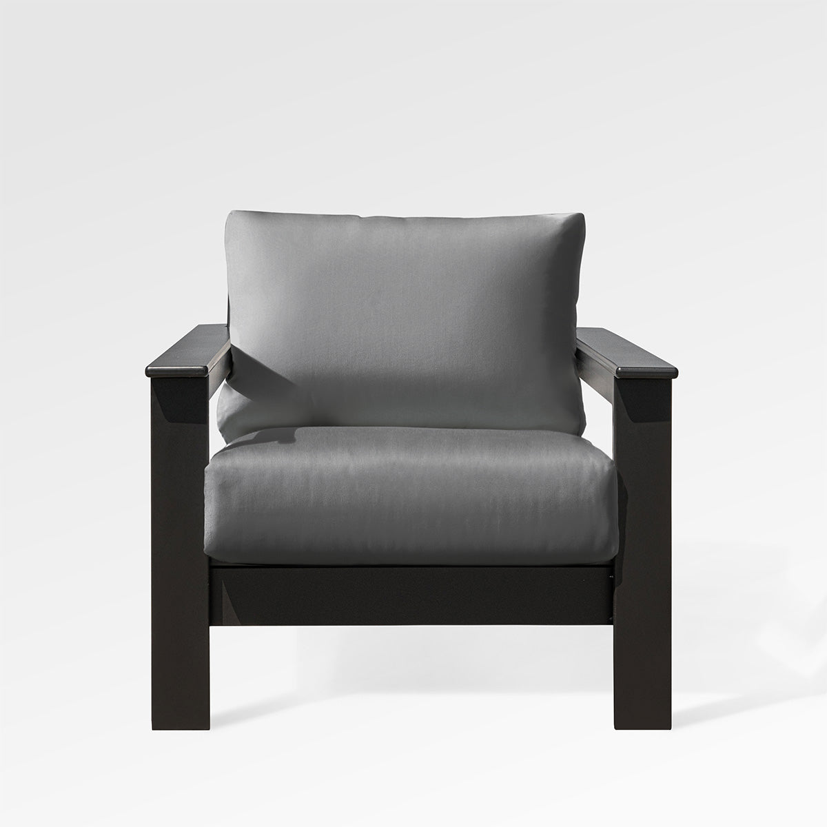 Hickory Lounge Chair with Sunbrella® Cushion