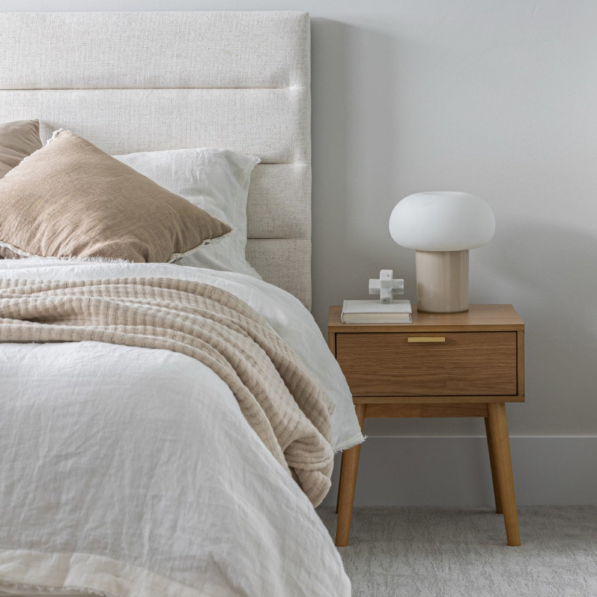 Justin King Storage Bed - Cream
