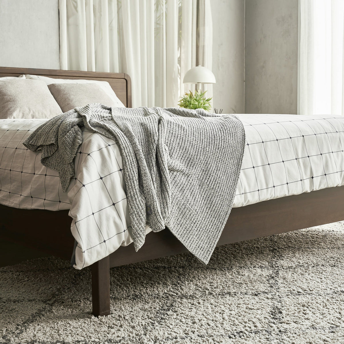 Dalumd Bedroom Furniture Combo Set