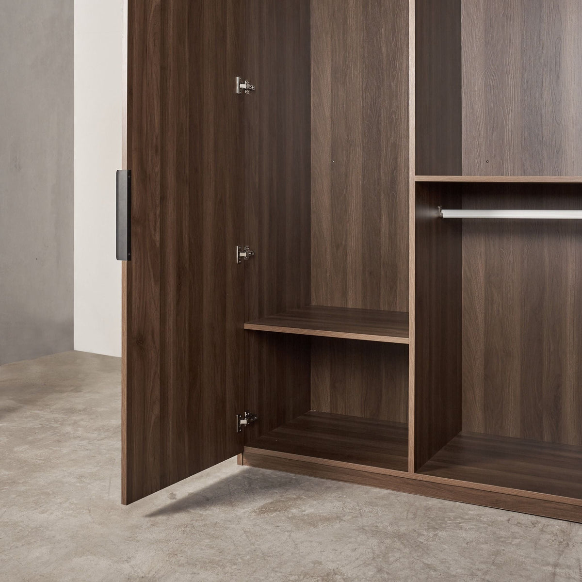 Dalumd 2-Door Wooden Wardrobe