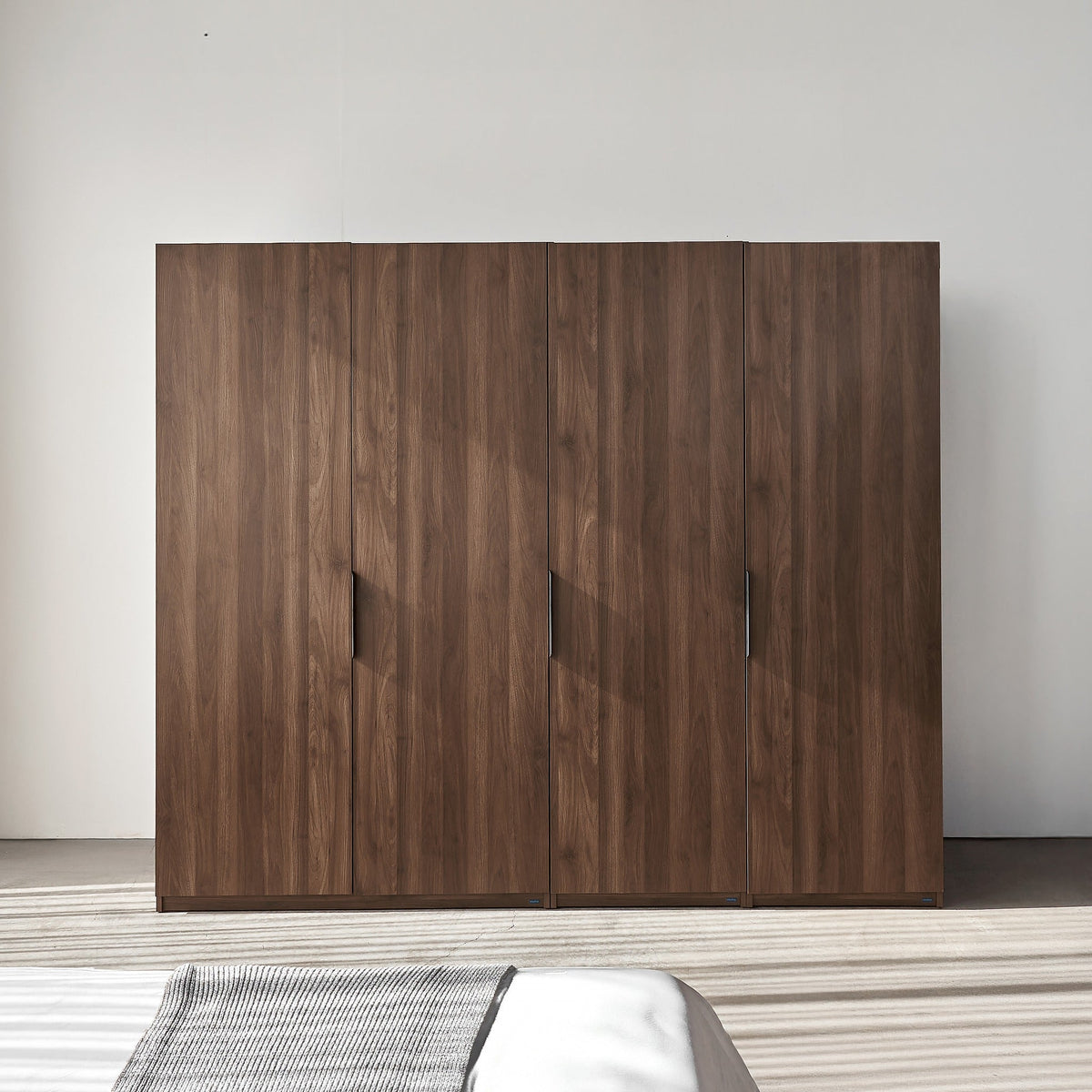 Dalmud 5-Piece Bedroom Furniture Combo Set